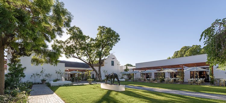 Ian & Lise Manley tweet media