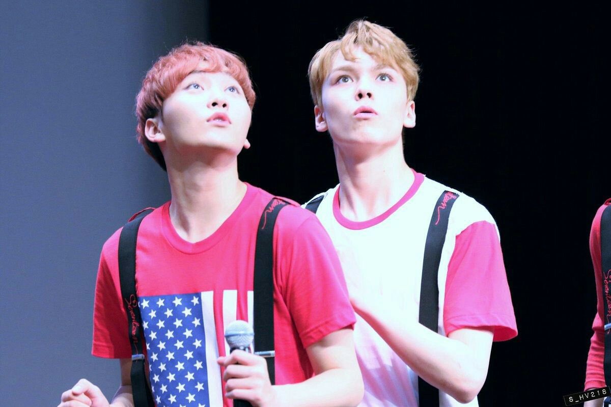 seungkwan + vernon pictures that exude unexplainable boyfriend energy        ♡̩̥̩♡̩̩̥͙♡̩͙ˊ — a thread  #솔부  #VERKWAN