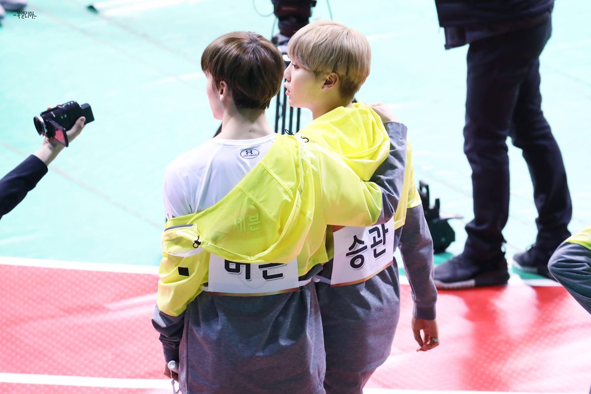 seungkwan + vernon pictures that exude unexplainable boyfriend energy        ♡̩̥̩♡̩̩̥͙♡̩͙ˊ — a thread  #솔부  #VERKWAN