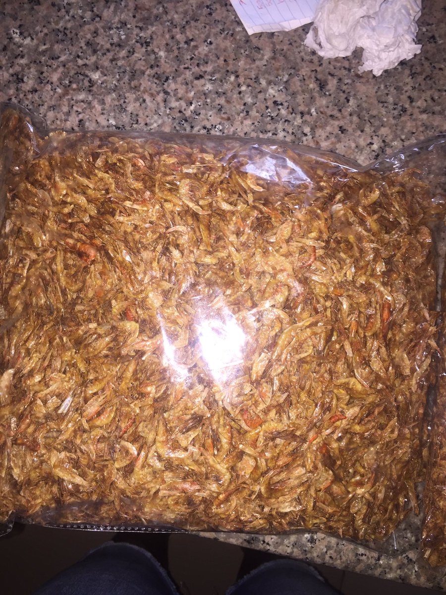 Crayfishandmore's tweet photo. Yaay💃🏽 We’ve got outgoing orders today.
What are you waiting for to order yours? 3500 for one Custard paint.
We sell in mudus too.
💯 clean and sweet crayfish 🙌

#AbujaTwitterCommunity #abujabusiness #crayfishinabuja https://t.co/yXM1UBCNB8