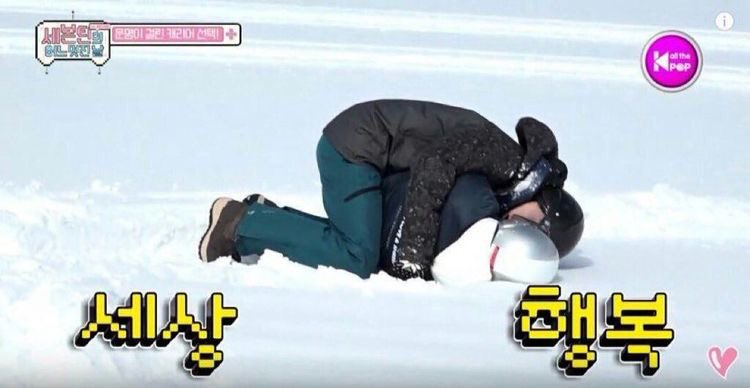 seungkwan + vernon pictures that exude unexplainable boyfriend energy        ♡̩̥̩♡̩̩̥͙♡̩͙ˊ — a thread  #솔부  #VERKWAN