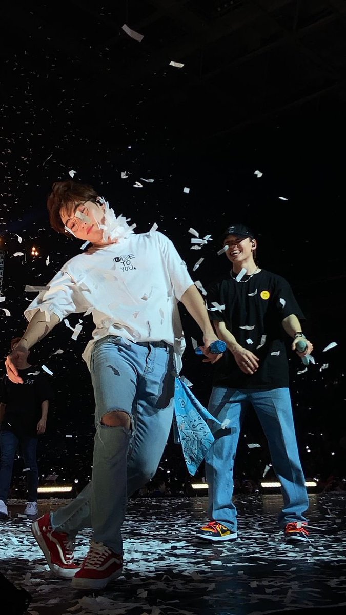 seungkwan + vernon pictures that exude unexplainable boyfriend energy        ♡̩̥̩♡̩̩̥͙♡̩͙ˊ — a thread  #솔부  #VERKWAN