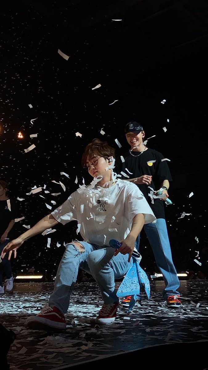 seungkwan + vernon pictures that exude unexplainable boyfriend energy        ♡̩̥̩♡̩̩̥͙♡̩͙ˊ — a thread  #솔부  #VERKWAN