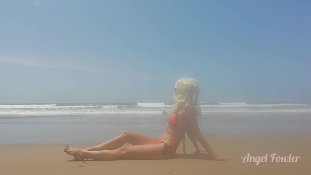 If you really love me, you'll watch my new Modelhub video: https://t.co/lYk313ezyD https://t.co/2IEv