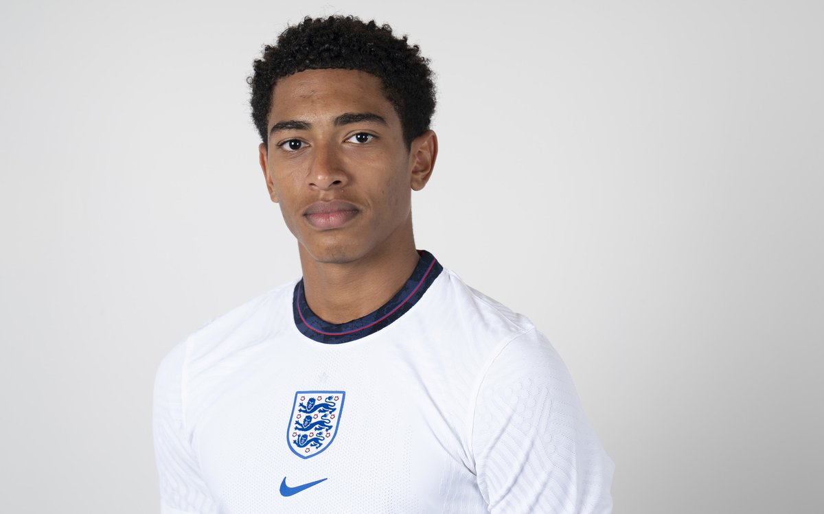 England's tweet image. Congratulations to @BellinghamJude, who has been called up to the #ThreeLions for the first time! 👏