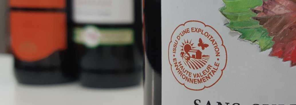 lv_vitisphere's tweet image. Aides #HVE : 2 500 € #crédit d’impôt en 2021 à tous les vignobles certifiés Haute Valeur Environnementale, qu&apos;ils soient nouveaux-venus ou habitués du label. #PLFSS2021
vitisphere.com/actualite-9280…