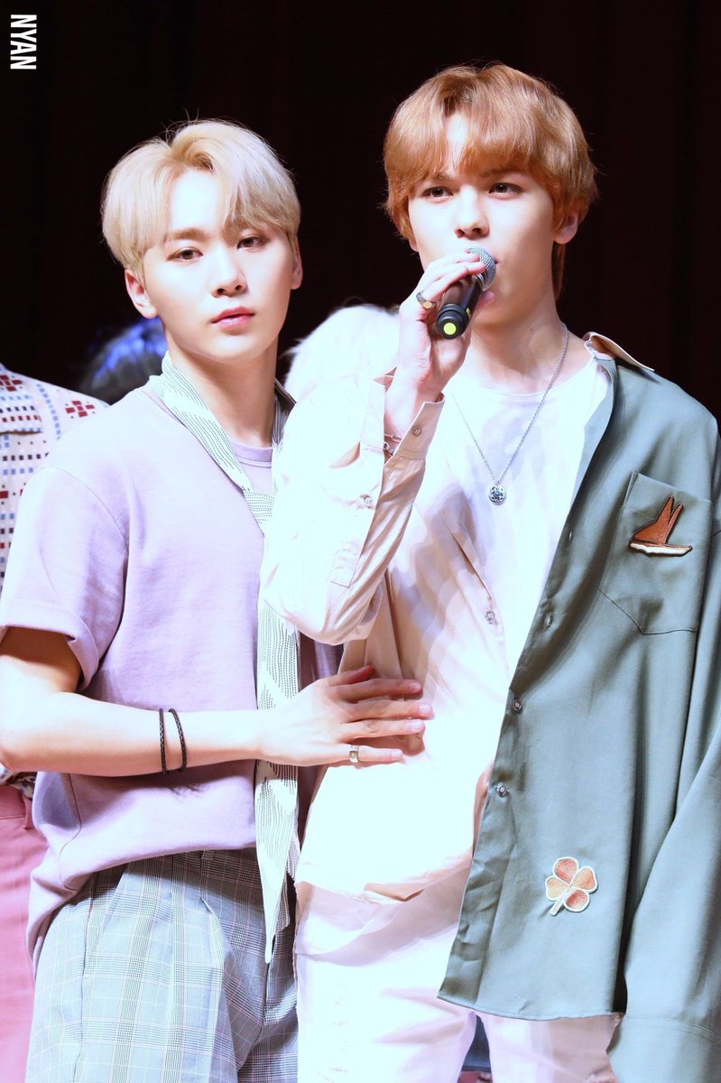 seungkwan + vernon pictures that exude unexplainable boyfriend energy        ♡̩̥̩♡̩̩̥͙♡̩͙ˊ — a thread  #솔부  #VERKWAN