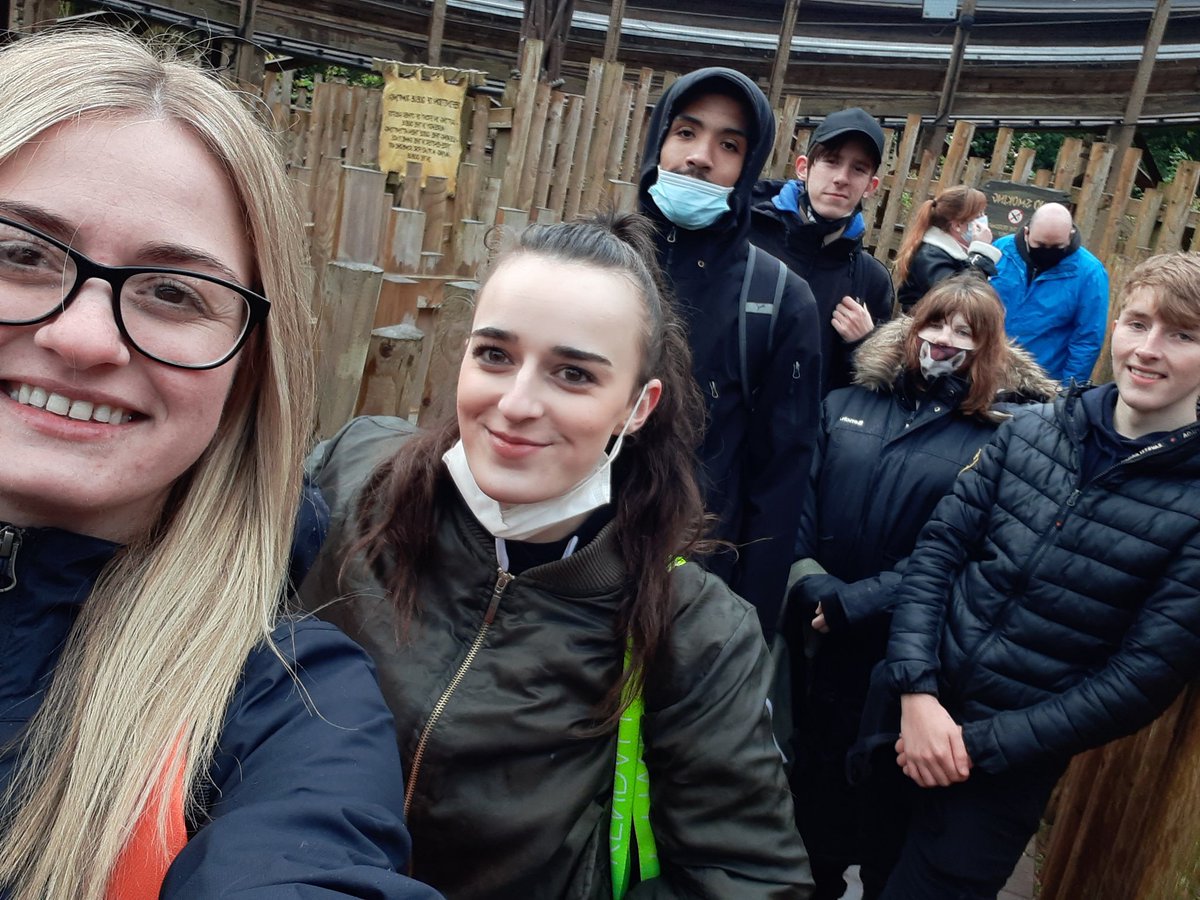 InsightNatalie's tweet photo. Alton towers for #careleaversweek was fun 😎 #pureinsight https://t.co/7NOHp4Cqzi