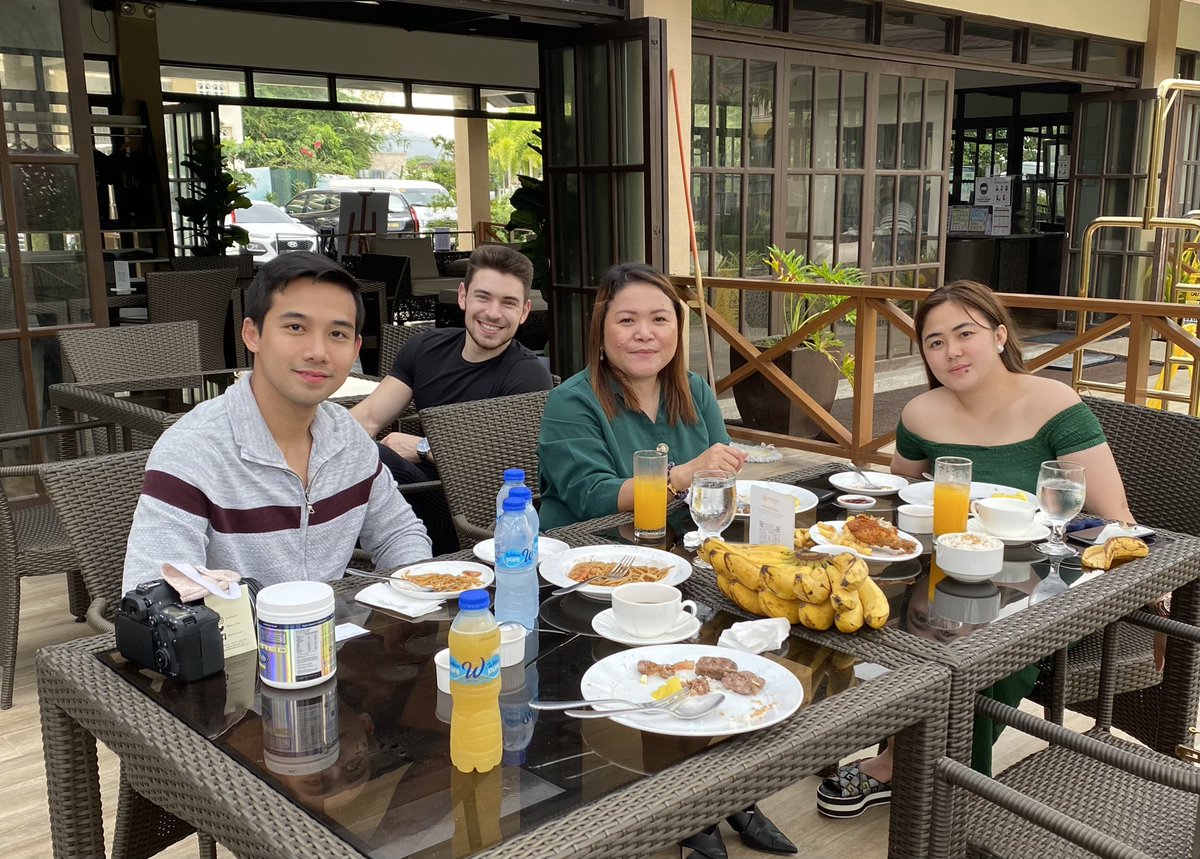 akosiKenChan's tweet photo. iFuel Gasoline Stations in La Union! #SOON
Namiss ko kayo team! ๐ค https://t.co/20uydP7SrN
