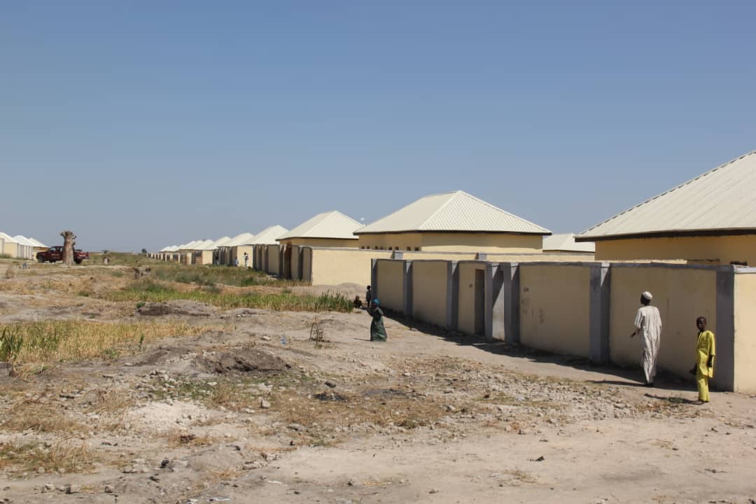 MCRPBORNO's tweet photo. Borno State Coordinator Multisectoral Crisis Recovery Project, Baba Zannah Abdulkarim has formally handed over Constructed and well furnished The Shehu of Borno's Lodge in Ngowum community and District Head Palace at Ajiri Community under Mafa LGA. https://t.co/OSo5gI9InG