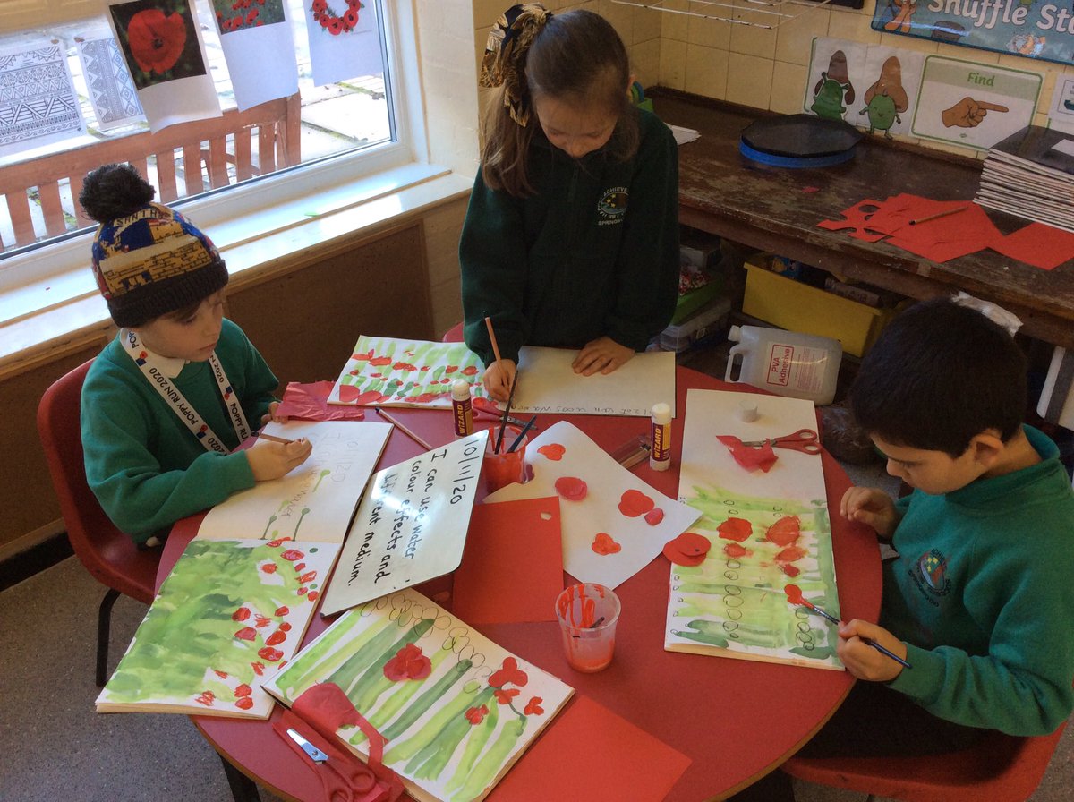 Springwood_Prm's tweet photo. Lovely poppies using different medium in year 2 #springmonmouth #springart #RemembranceDay https://t.co/b56Zgh9ZqU