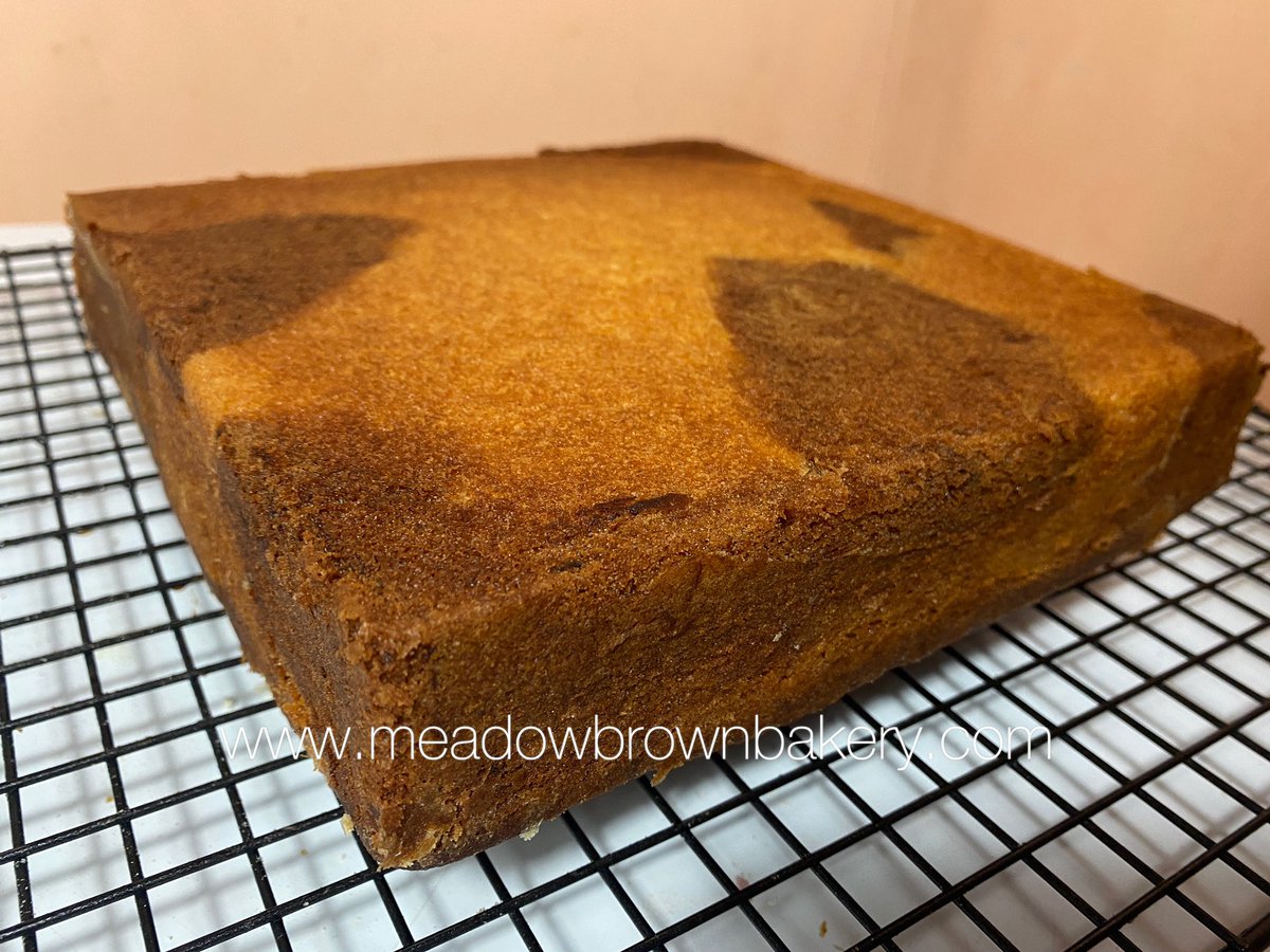 meadowbrownbake's tweet photo. Baked a square cake after a long time😍. Fluffy and delicious 😋
Going to have some with custard later.
#meadowbrownbakery #marblecake #squarecakes #simplecakes #bakingforbeginners #easycakes #howtobake #fluffycakes #cakes #bakingcoursesforbeginners #easybaking #quickbakes https://t.co/rTHssuxnBy