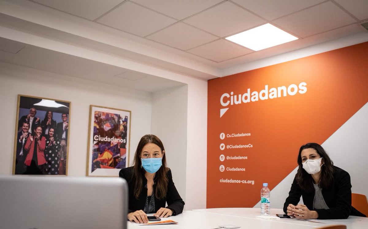 InesArrimadas's tweet photo. Nos reunimos con asociaciones de educación concertada y especial. Ya hemos frenado la subida de IVA que el Gobierno pretendía imponer a estas familias en los Presupuestos y seguiremos trabajando para frenar las barbaridades de la #LeyCelaa. Por la libertad y la igualdad 💪 https://t.co/gah36WG5tC