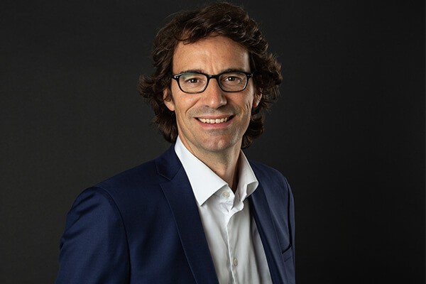 Alliancy_lemag's tweet photo. #Entretien📢 Le CEO de @cadremploi, @TGemignani, revient pour Alliancy sur les 30 ans d’existence de l’#entreprise sur le marché de l’accompagnement des #cadres dans l’évolution de leurs #carrières.  https://t.co/cc1887wrmX https://t.co/f2DxgMTqa6