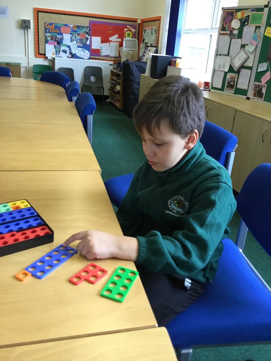 Springwood_Prm's tweet image. #springharlech are using the numicon during their closing the gap group to help them solve their calculations.