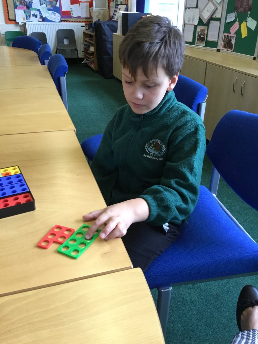 Springwood_Prm's tweet image. #springharlech are using the numicon during their closing the gap group to help them solve their calculations.