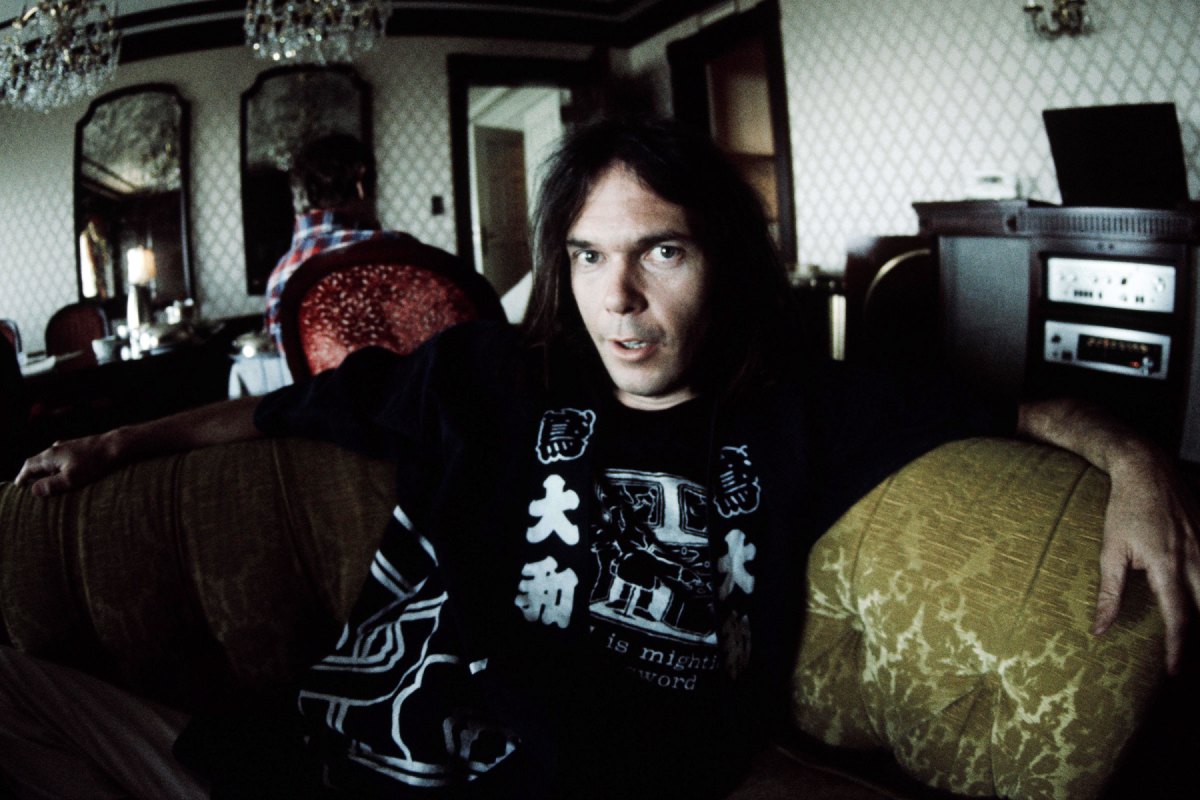 thefinalmixpod's tweet photo. New episode of the podcast is up! I reviewed Neil Young's 1975 album Tonight's The Night. Check it out! https://t.co/Kw6kN3SEZZ https://t.co/KCG9Tf6DLt