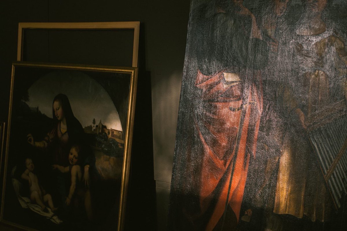 Монтаж выставочного проекта «Рафаэль. Версии»