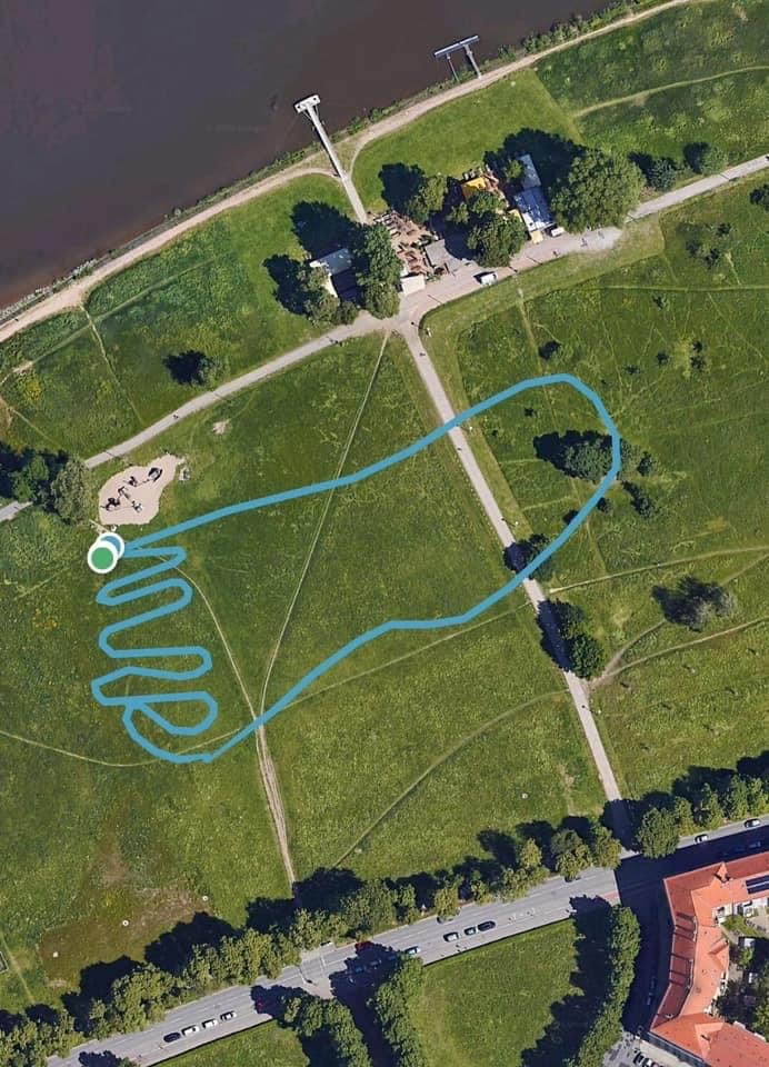 AcademyEcts's tweet photo. The bone lab from Dresden @Martina_MR7 ran at the #ECTS2020 @ECTS_soc ECTS Academy Charity run to support FOP France. And they won in the category "best map" with their foot with a hallmark of FOP, a malformed great toe!
Congratulations! https://t.co/IRffF9mf5p