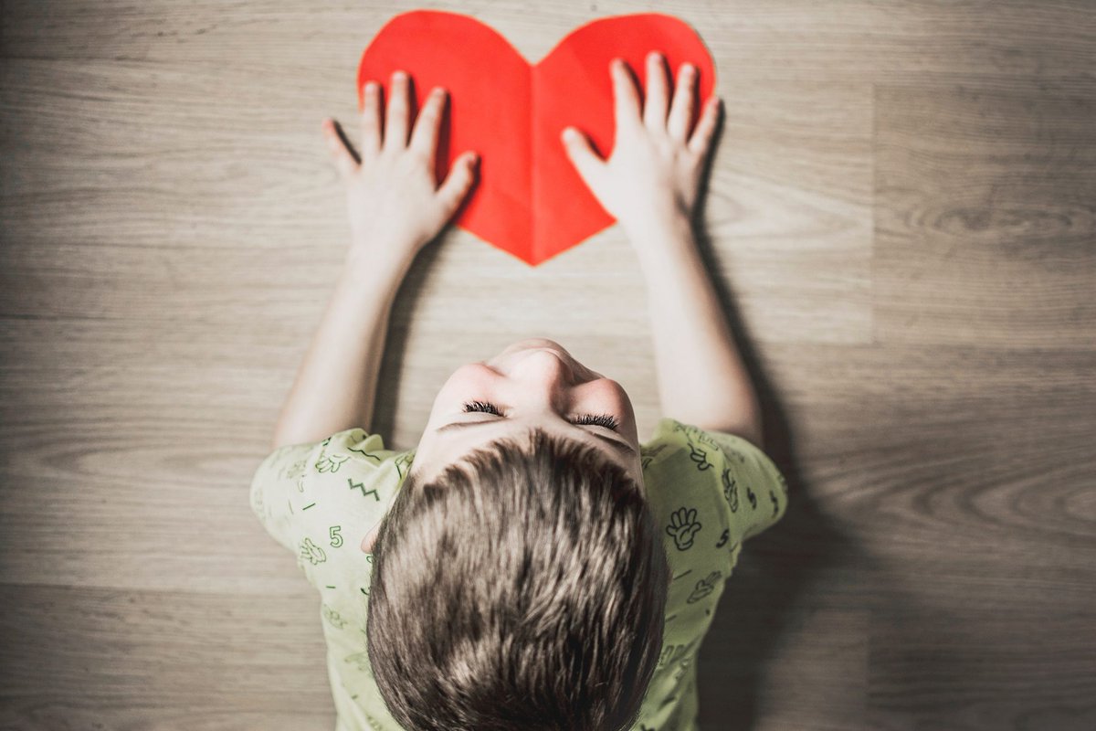 thriveprogramme's tweet photo. What's wrong with Children's #mentalhealth today and how to fit it.

Read our blog here: https://t.co/5FMzi5Whf7 https://t.co/QsNQya5jgD