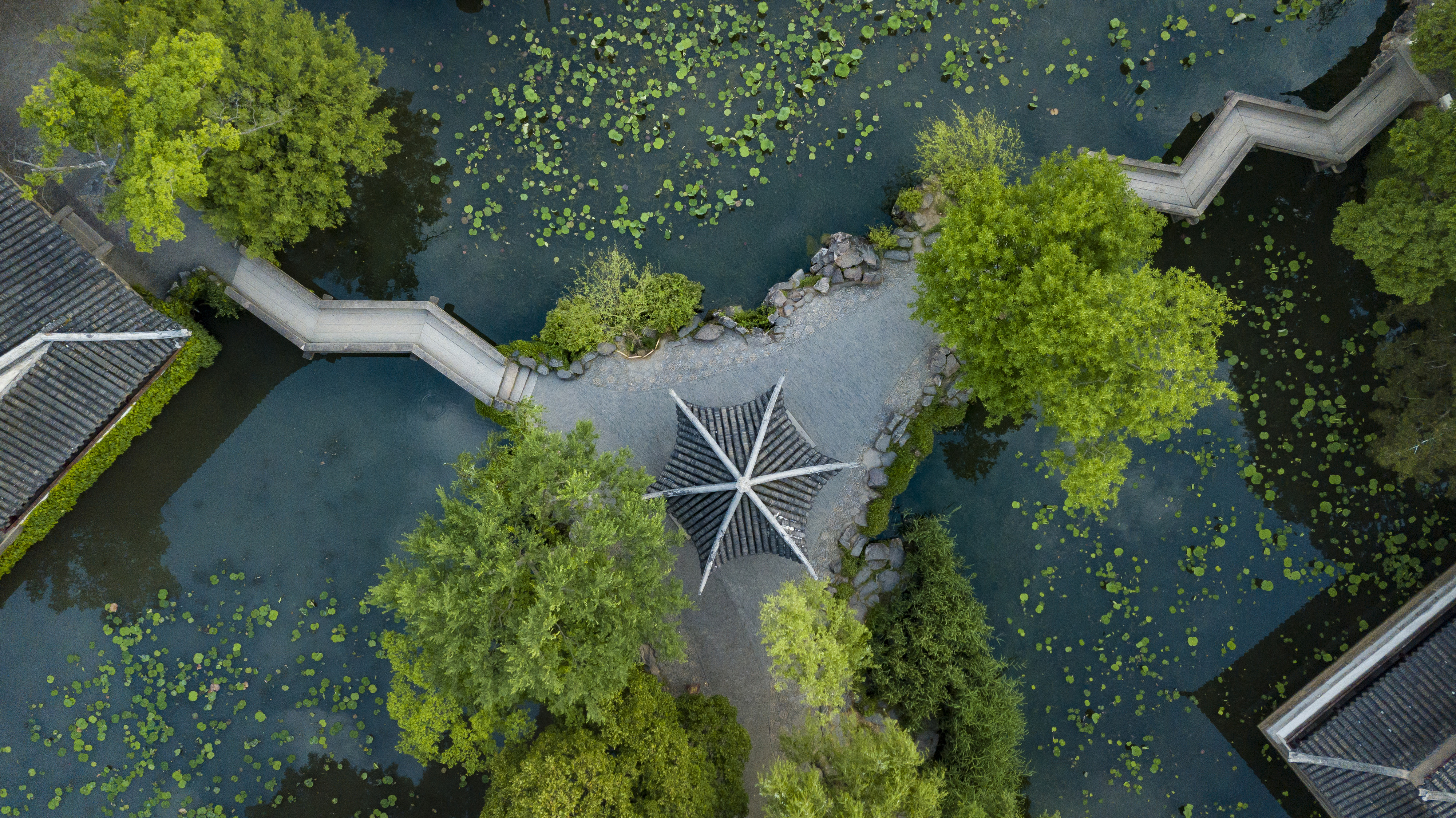 Легендарный сад. Classical Gardens of Suzhou.