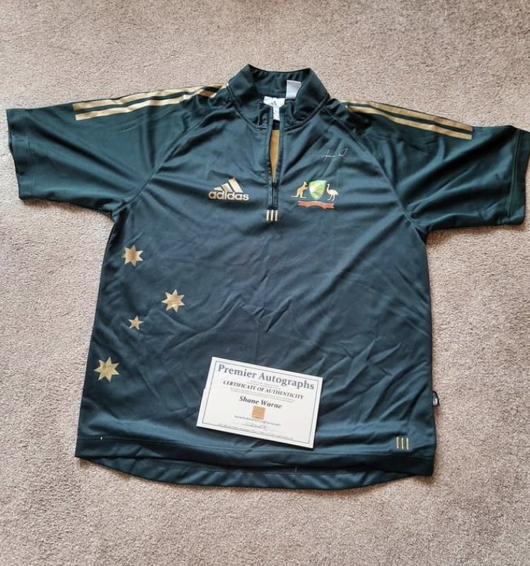 **Current bid is £100**