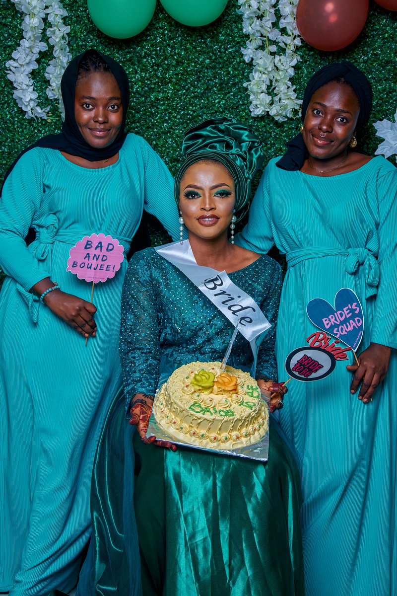 sa_showers's tweet image. HABEEBAH'S BRIDAL SHOWER!
.
.
.
📸: @Alee_Sayyf
#minnabride #happybride #goals #green #minnabridalshower #sashowers #blushingbride #sashowersladies #funnight #Làbride #girlsjustwannahavefun
#welovetoparty #wce #wcw
#weddinguest #wedding  #photooftheday #beautiful #cute #tbt