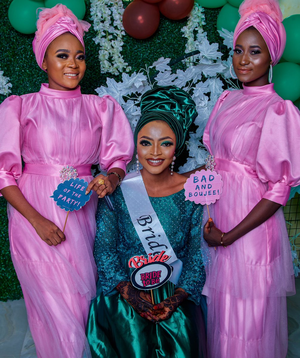 sa_showers's tweet image. HABEEBAH'S BRIDAL SHOWER!
.
.
.
📸: @Alee_Sayyf
#minnabride #happybride #goals #green #minnabridalshower #sashowers #blushingbride #sashowersladies #funnight #Làbride #girlsjustwannahavefun
#welovetoparty #wce #wcw
#weddinguest #wedding  #photooftheday #beautiful #cute #tbt