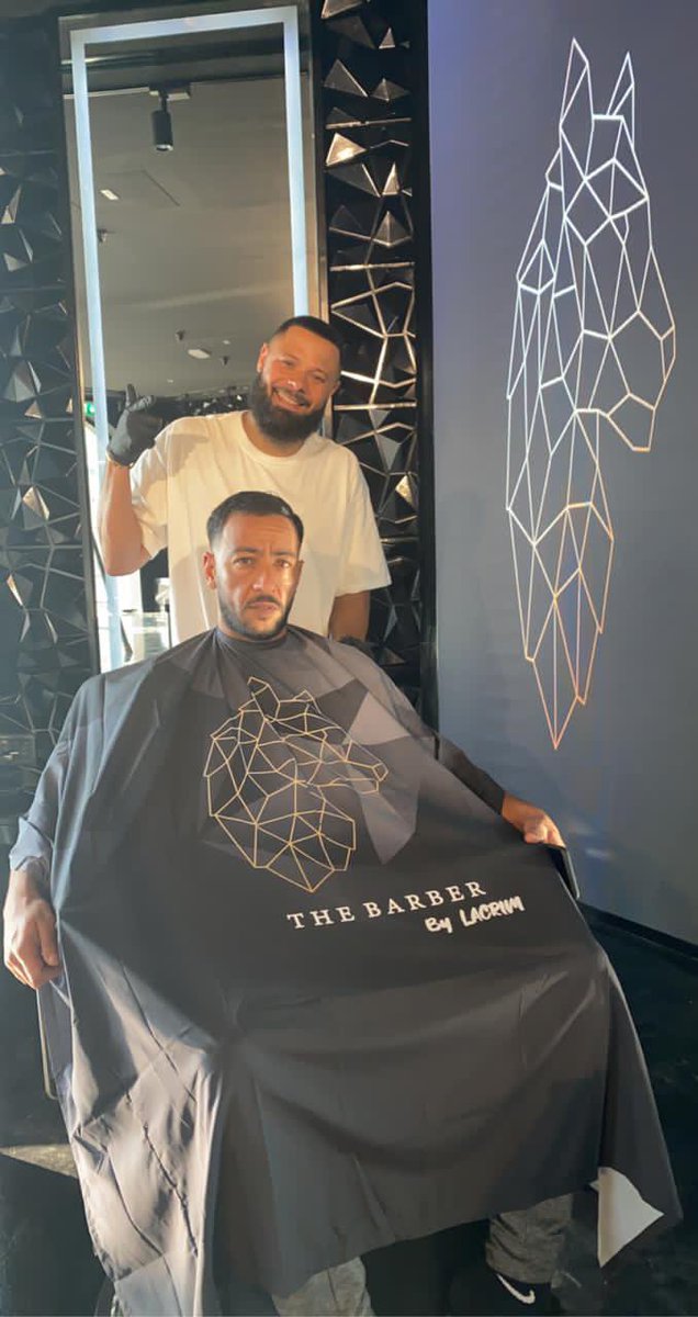 baky_barber's tweet photo. L’aventure peut commencer #dubai #thebarberbylacrim @Lacrim_Officiel https://t.co/OJ8tz0gFd8
