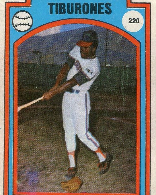 tiburonmusiu's tweet photo. 10/11/1972: Al Bumbry le conectó jonrón a Dick Lange con 2 a bordo en el 10º inning para dejar en el terreno a Leones. Ganó La Guaira 5x2.
#AlBumbry #Tiburones #LaGuaira #PaEncima https://t.co/dc47ObiJ2l