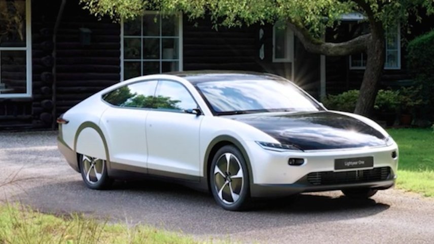 Tesla converts solar energy into electricity in the charging station, and this solar car directly converts solar energy into electricity, so whose mileage is longer?
#solarpower #electricvehicle #cheapinvestment #webinar2020 #november #bookyourslots