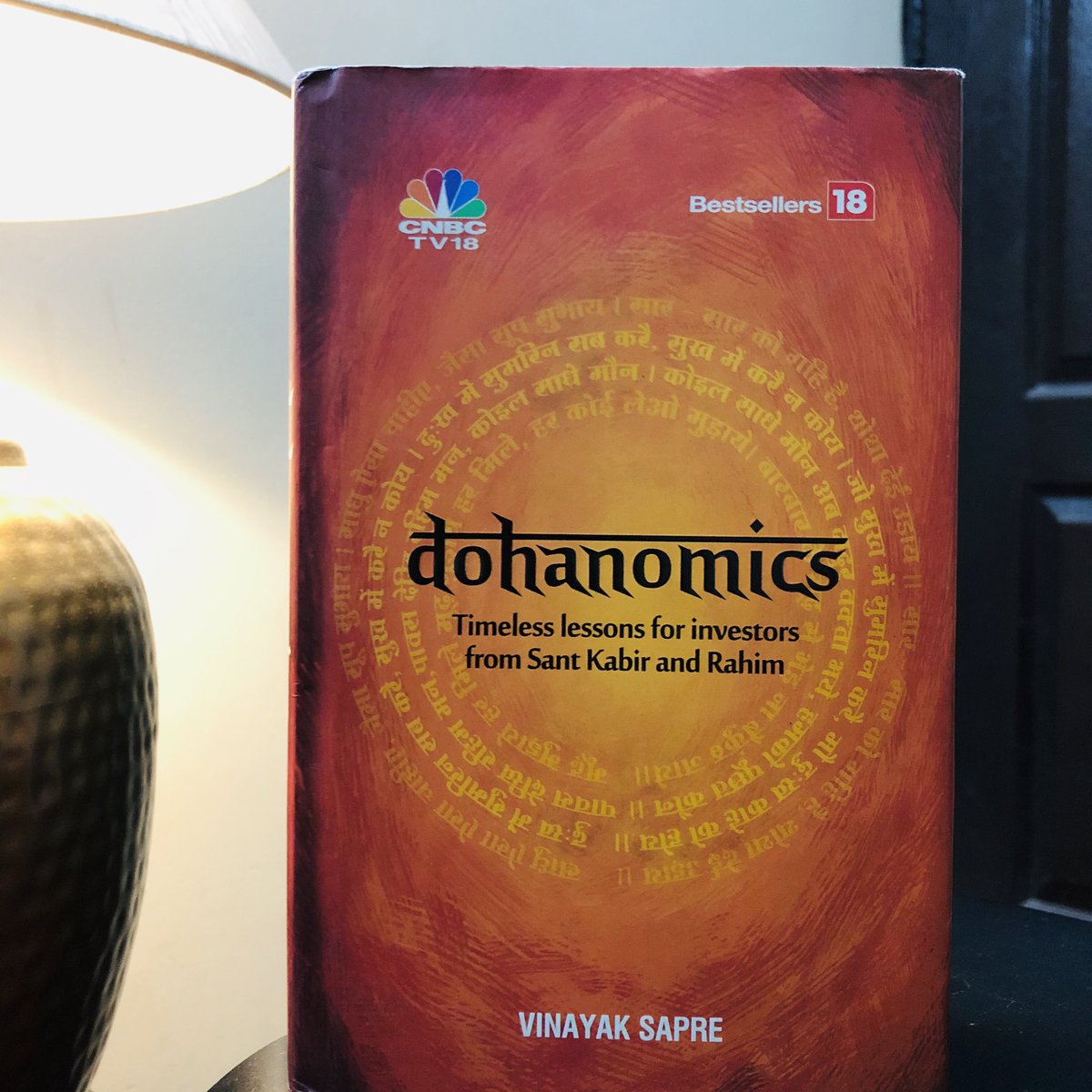 lifeofpallavi's tweet photo. Started with my next book #Dohamonics by @VinayakSapre1 Gearing up for yet another unique read. Review up by weekend. Meanwhile, check the last three on #MoneyTalksUnscripted
https://t.co/7qjX9kwbAE https://t.co/B13kOxGZIQ