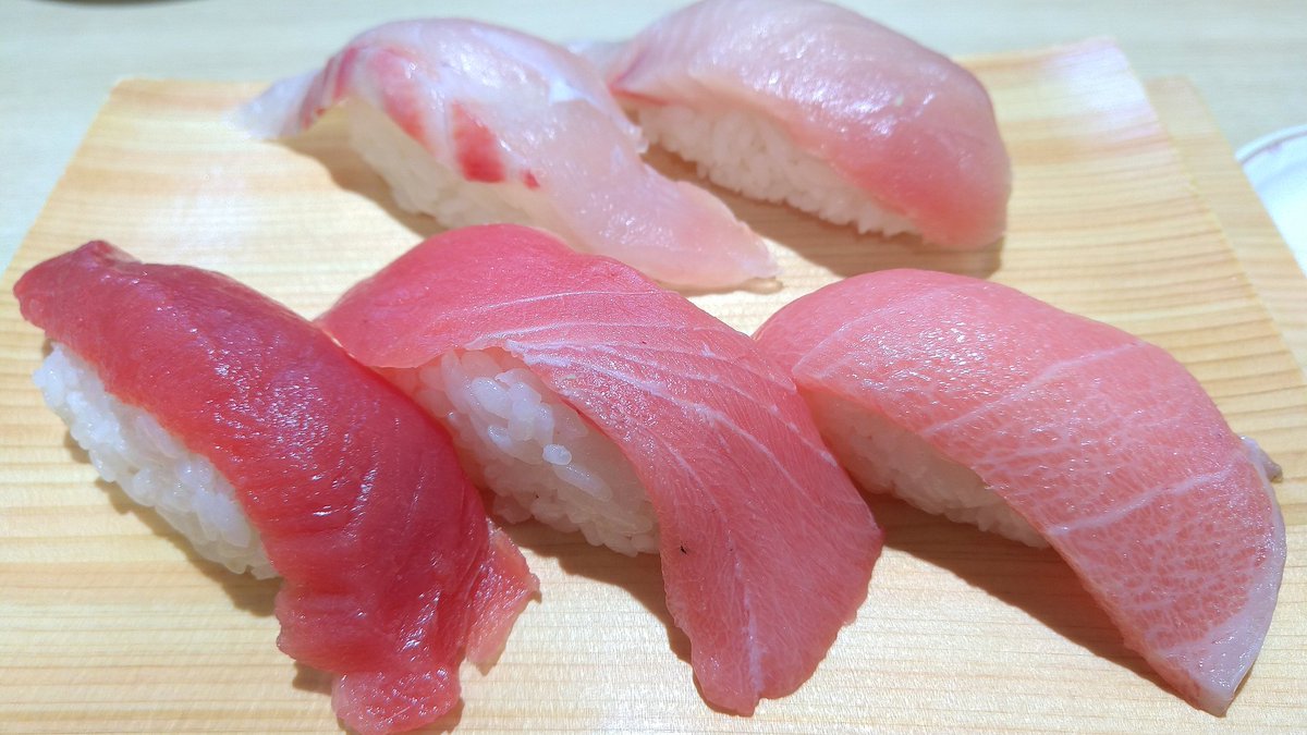 あんこ 一番星 魚がし寿司 エスパルスドリームプラザ店 黒潮大漁盛り 799円 めちゃ旨です この5貫で かなりお得 本マグロ 大トロ 中トロ 赤身 寒ぶり 真鯛 超おすすめ 期間限定 産地応援フェア 11 まで 支払いは Gotoeat