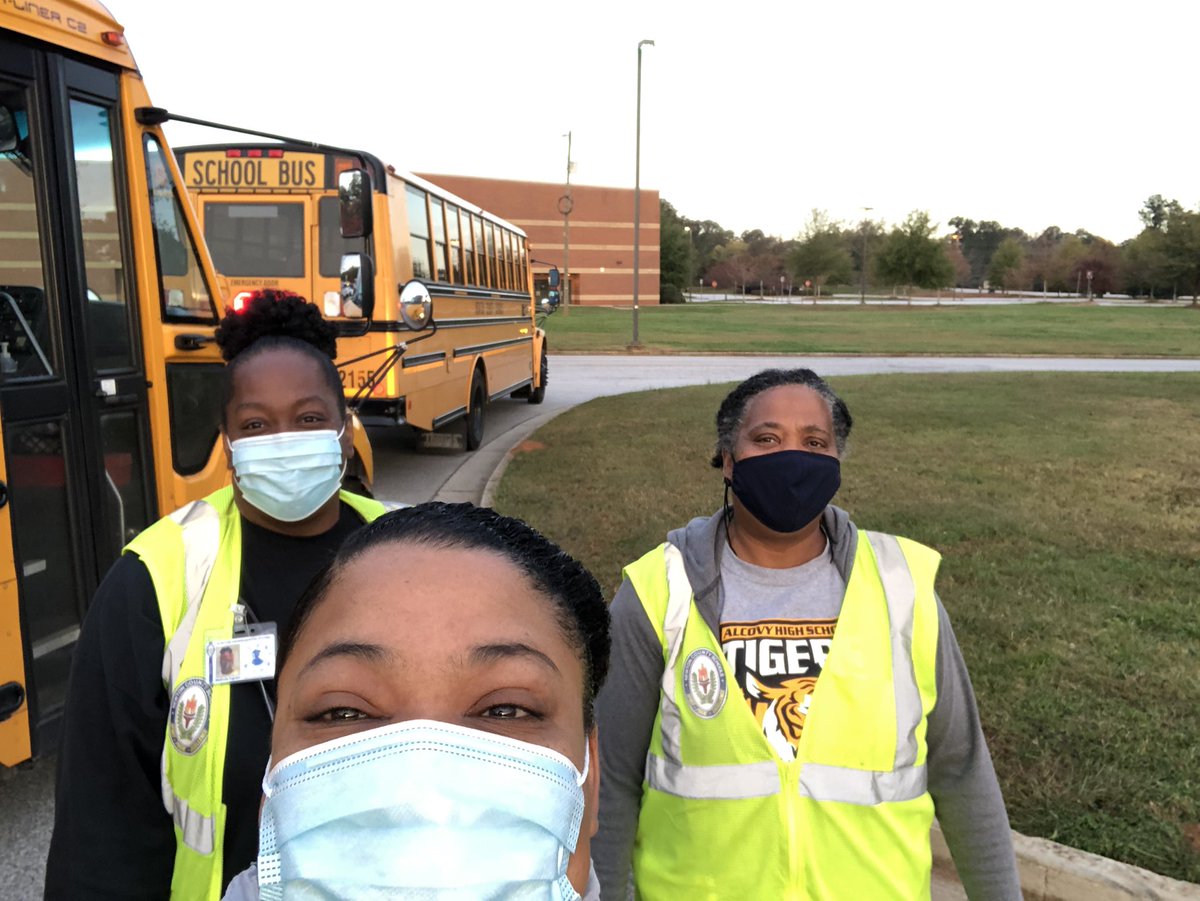 What a wonderful start to the day on morning duty! Especially with our awesome South Salem Elementary bus drivers!! ❤️ #ncssbethebest #southsalemstrong
