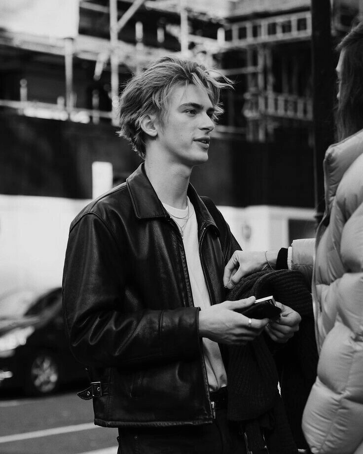 Salutations, it's Dominic speaking. I just activated my account and it feels unoccupied, so I do #openfollow for western roleplayers to gaining new friends and active people to fill up my dead ass timeline. Just simply smack the retweet button, i'll follow you right away, thanks.