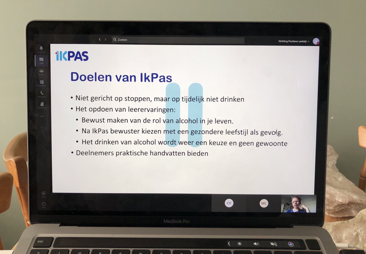 Heel 2020-stijl een presentatie opnemen voor de kickoff van <a href="/ikpasnl/">IkPas</a> 2021 voor onze partners in alle veiligheidsregio’s in Nederland. We gaan er weer voor! Doen je mee? 
De inschrijving voor Dry January gaat open op 18 november, op ikpas.nl!