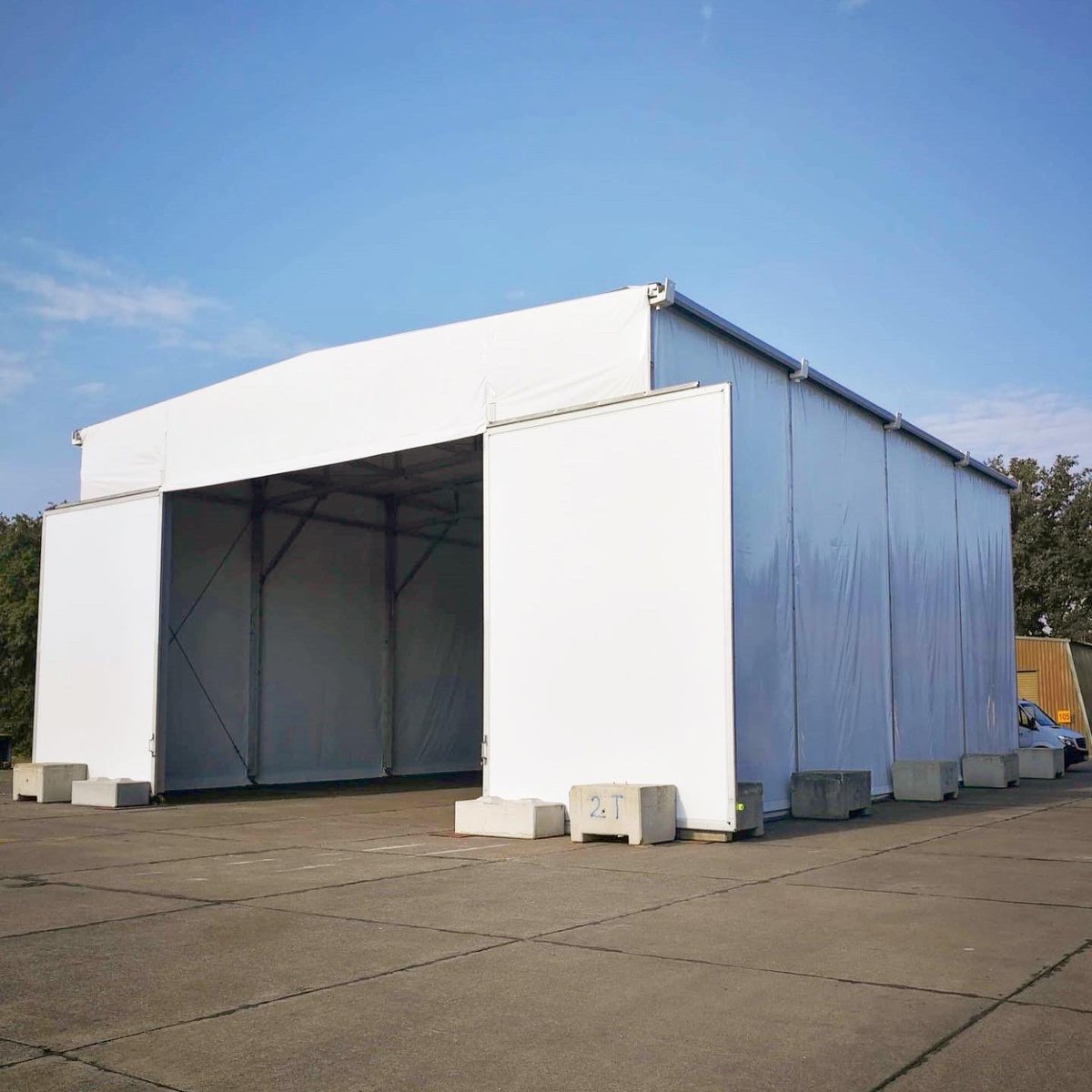 SpanTechInt's tweet photo. SPANTECH sells, rents and installs flexible and cost-efficient hangars with suitable doors for private or military helicopters such as Bell412, Eurocopter EC135 or Sikorsky S-76. Delivery as fast as 4 weeks, worldwide!
#spantech #hangar #MRO #aviation #modularbuilding https://t.co/s2NNIdFOU5