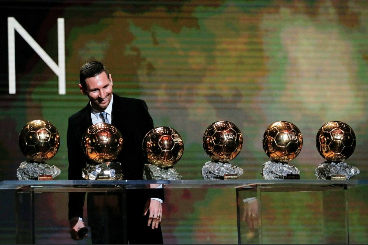 It's amazing that how inspite of all of this, it is widely accepted that Messi is the GOAT, as it should be. Only goes to show how much Messi has dominated the game even then and how great he is. Greatness is Greatness, no matter what. End of thread.God save the King