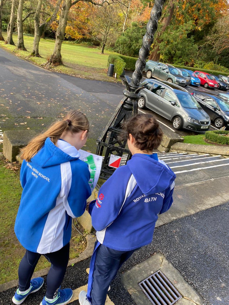 RHSBsport's tweet image. New challenges for ⁦@RoyalHighBath⁩ girls during their #PE lessons! #KeepSafeKeepActive year group bubbles enjoying #orienteering around the beautiful campus.