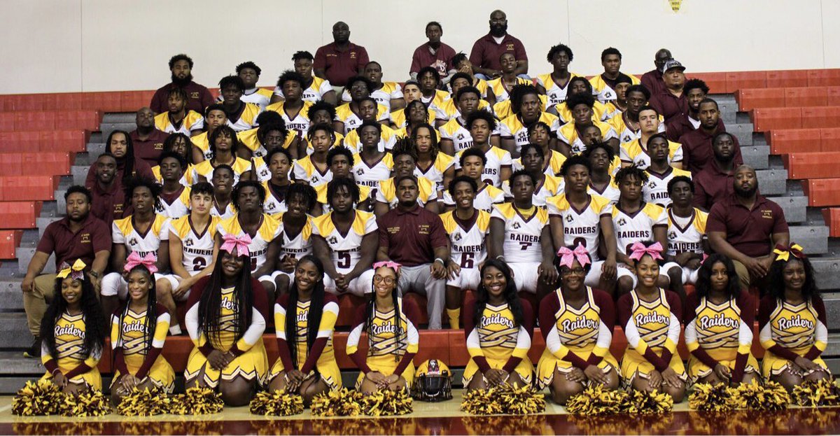 It’s MuckBowl week Gcraidersnation fans!!! Come out and cheer on our GC Raiders. #ItsHardToBeAGCRaider 
Shout out to my little sister Taji Smith for taking these awesome photos. <a href="/GCRaidersnation/">Glades Central Raiders High School Football</a>