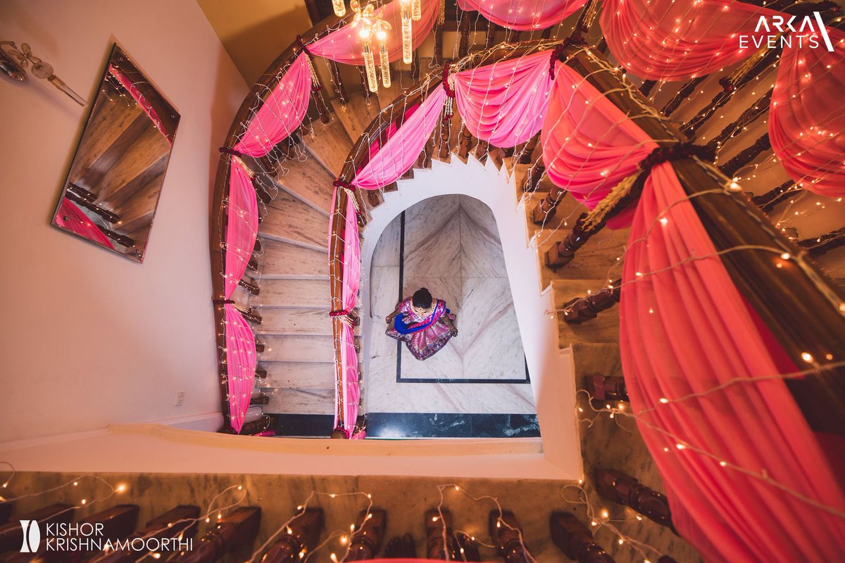 arka_events's tweet photo. Mehendi ceremony is unquestionably the most fun, colourful and vibrant of all the wedding ceremonies and there are no two thoughts about having the perfect fun decor for the peppy mehendi look! ✨
#eventplanner #weddings #events #weddingplanner #event #eventplanning #partyplanner https://t.co/sQucorqMSN