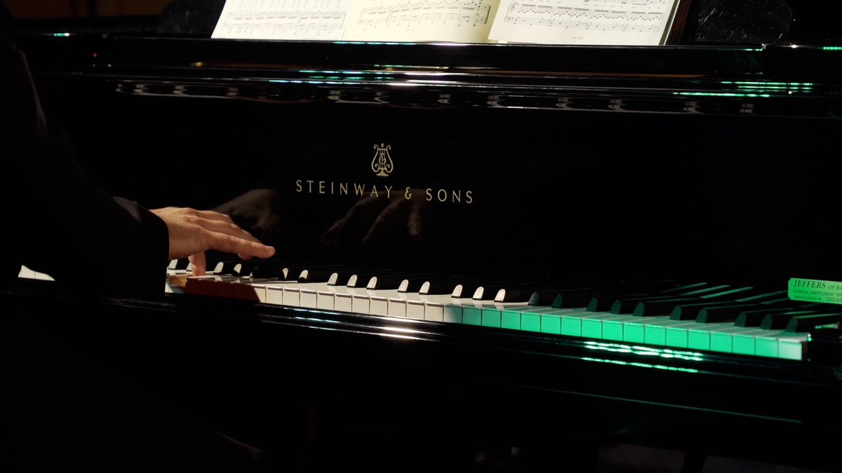 niallkinsella's tweet photo. TONIGHT from 8pm, tune into @LimerickArts’ Castleconnell Autumn Concert Series 2020 Online to see @MulhallEamonn &amp; I perform #Schubert’s Die schöne Müllerin!📺

🔗 https://t.co/5tbfXEJlih

And you can hear it again tomorrow on #TheFullScore with @lizlyricfm, 1-4pm @RTElyricfm!📻 https://t.co/zhopVbzXTh