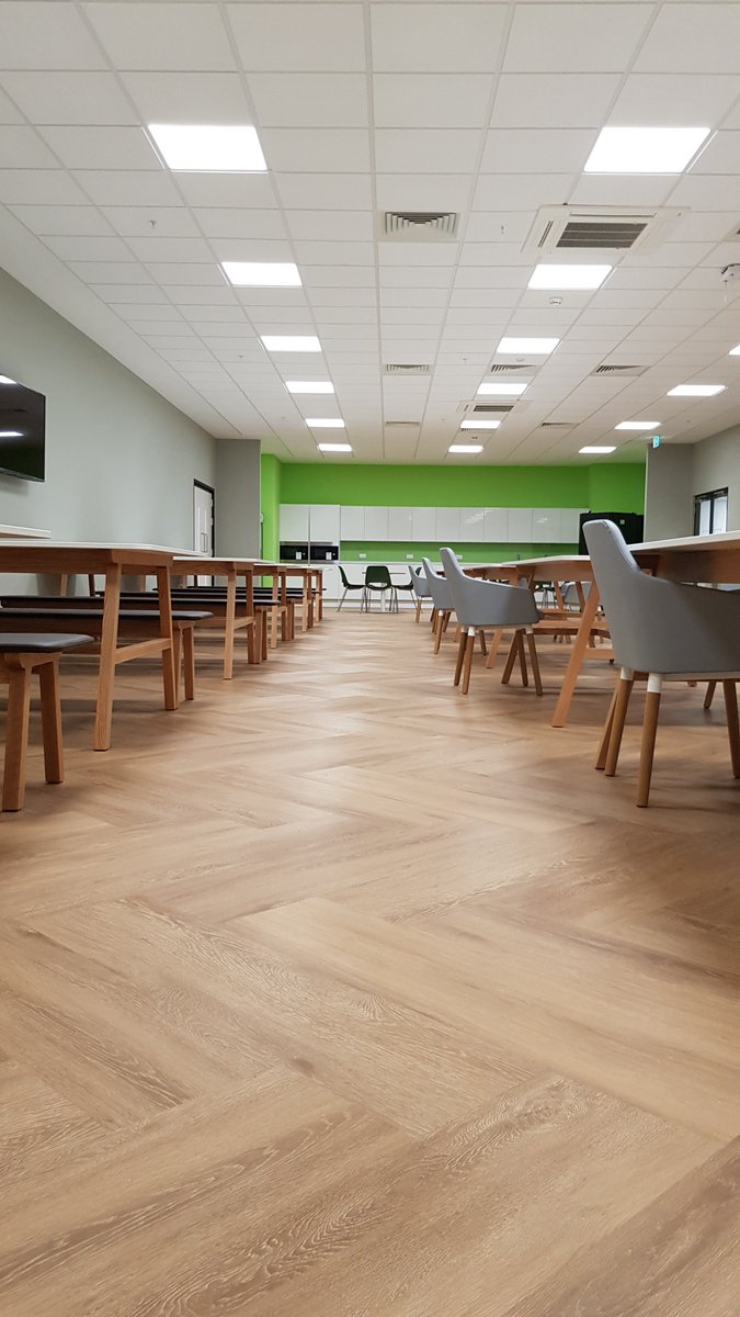 FloorForm's tweet image. Carpet tiles and engineered timber installed to this office.