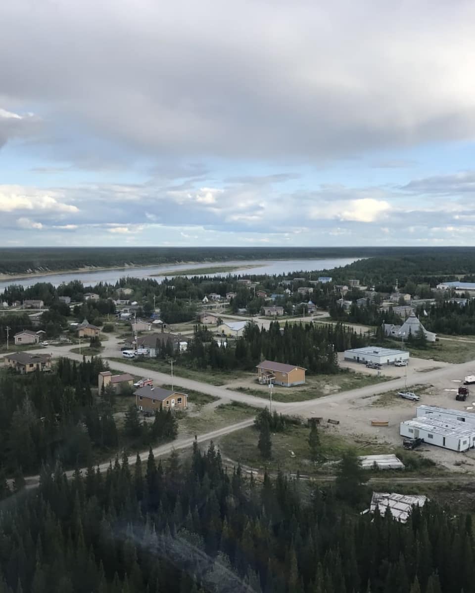 PYRN_official's tweet photo. "Working with #FirstNations #Communities is a very important part of #northern #fieldwork. Researchers from academica, government, and NGOs went to participate in knowledge sharing #workshops, which included a #campingtrip & #canoeride onto Hudson Bay!"@Kirkwood38 https://t.co/WZDNqn6JZE