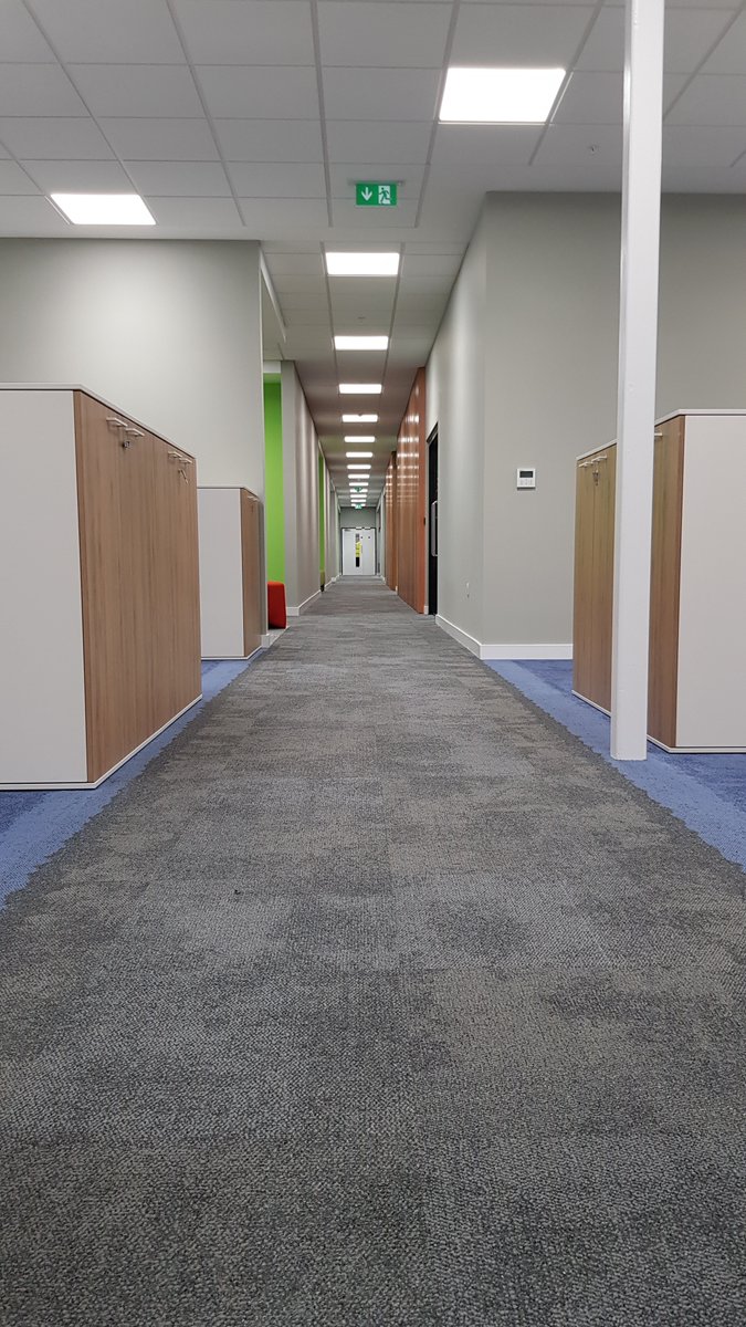 FloorForm's tweet image. Attractive design elements to this office carpet tile fit-out.