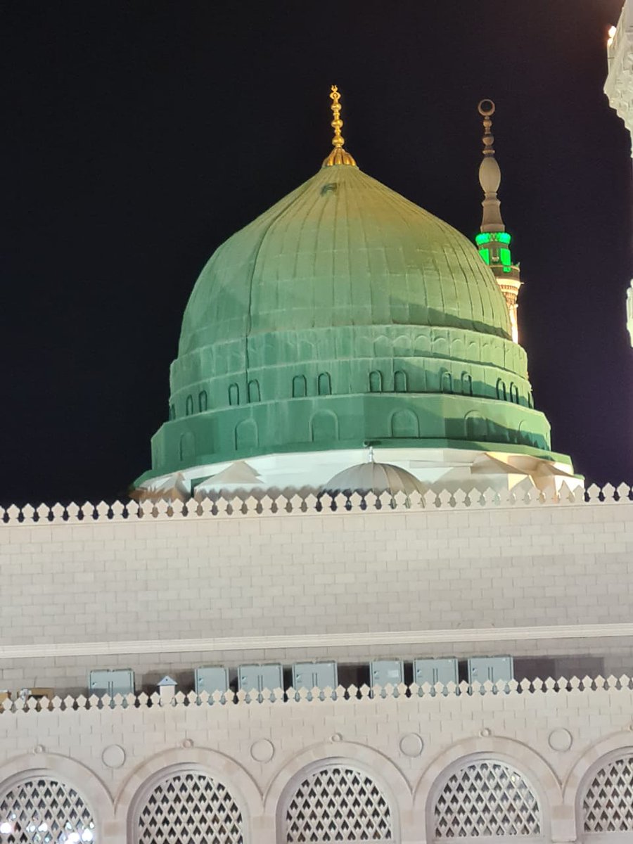 2003Shabanaawan's tweet photo. 🍁بحر ِ سخاوت ﷺ، کانِ مروت ﷺ
، آیۂ رحمت ﷺ ، شافعِ امت ﷺ❣
🍁مالکِ جنت ﷺ.. قاسم 
 ِ کوثر...صلی اللہ علیہ وسلم❣
🍁وِرد ہمیشہ دن بھر.
شب بھر..صلی اللہ علیہ وسلم❣
صَلَّی اللہُ عَلَیہِ وَآلہ وَسَلّم
#فیضان_درود_سلام_ﷺ 
#IslamCompleteCodeToHumanity https://t.co/bfLwP4aXEL
