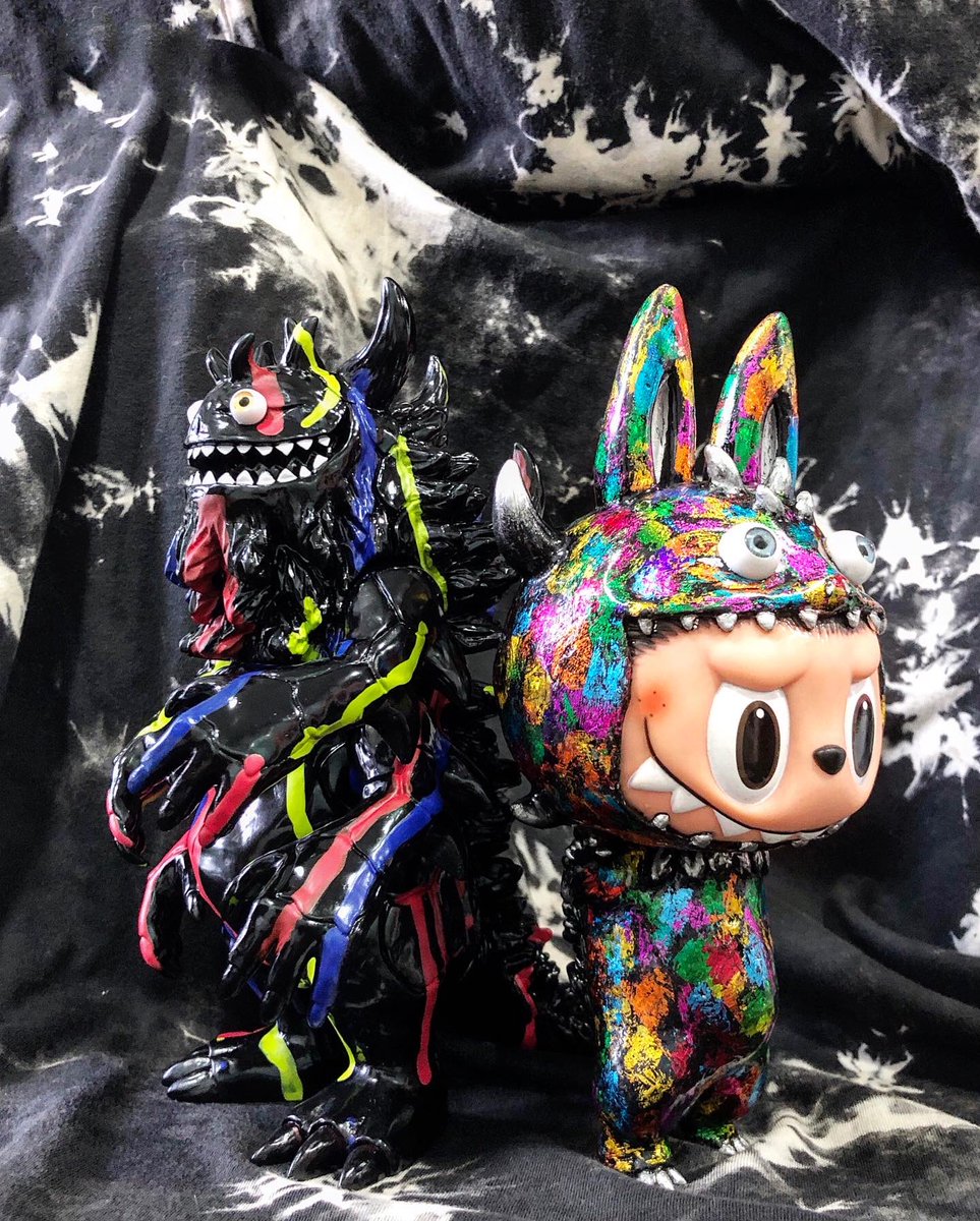 Songorr2's tweet photo. Zimomo Rangeas 🐉#

#rangeas #xt9 #rangeasjr #supermantoys #superman_toys #softvinyl  #sofubitoys #designtoys #kaiju #sofibi #artwork #monster #zimomo #kasinglung #labubu #softvinyl  #songorrstyle #customtoy @songorr @kasinglung @how2work @superman_toys @howard_how2work @xt9gx https://t.co/a3Z42HWo5w