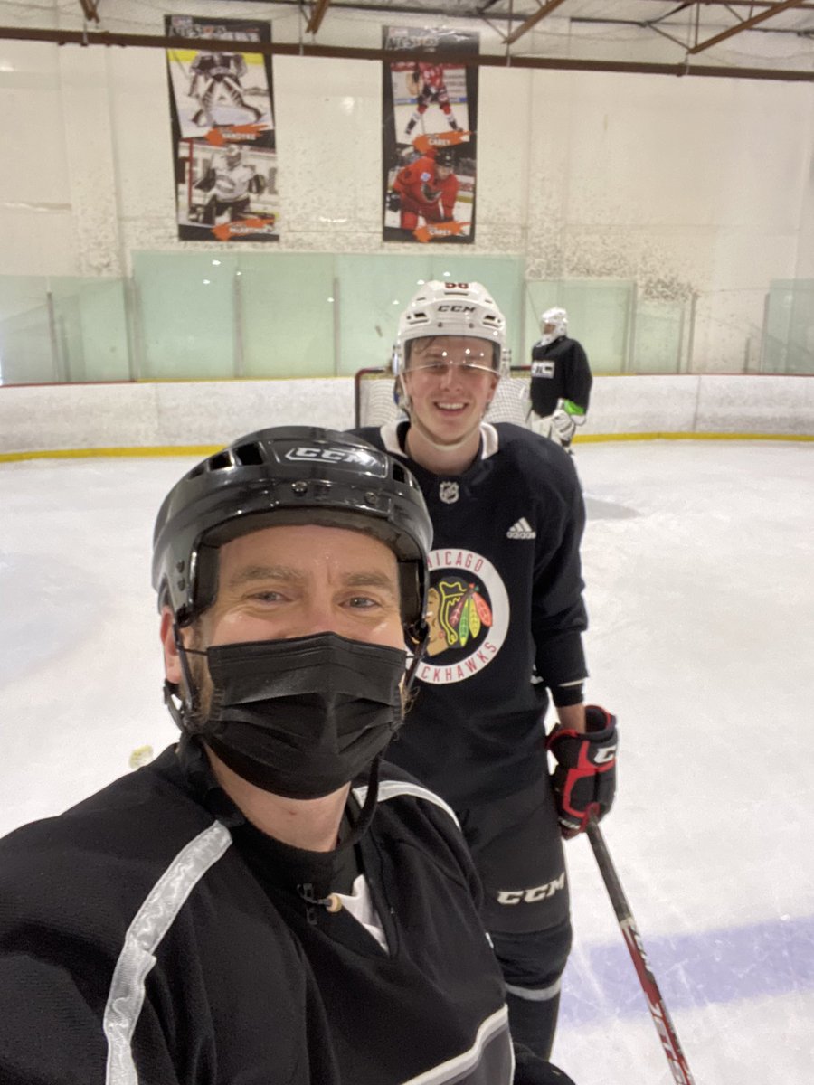First time on the ice since MARCH! Thanks <a href="/InnovateHockey/">Innovate Hockey Development</a> in #hamont who are training youngsters safely but also pros like <a href="/nickcaamano10/">Nick Caamano</a> <a href="/5twisty5/">Mackenzie Entwistle</a> <a href="/morninglive/">Morning Live</a>