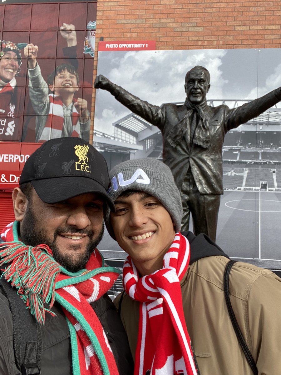 ynwarono's tweet image. Took my son to Anfield on Feb 25. Super game with West Ham that we somehow came back to win 3-2. Best father son experience of all time!!! Been a fan for 32 years, first time I’d been there. Didn’t realize that the world would go upside down in a few weeks or so. #bbcfootball