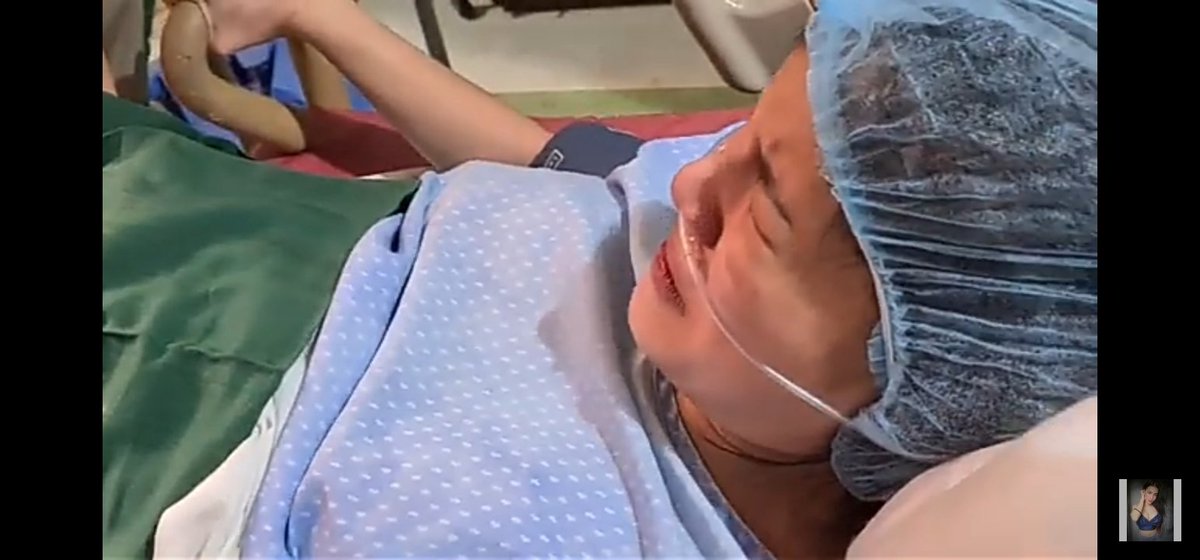 bbycrng's tweet image. Congrats Momshie @papigalangpo 😍😍❤️
Hello baby hapiiii ❤️😍 Naiiyak ako habang pinapanood yung paglalabor at paglabas ni hapi, naalala ko nung nanganak ako 🥺🤣 Congraaaats again Tita Papi ❤️
#PAPIGALANG #BABYHAPI #TOROFAM